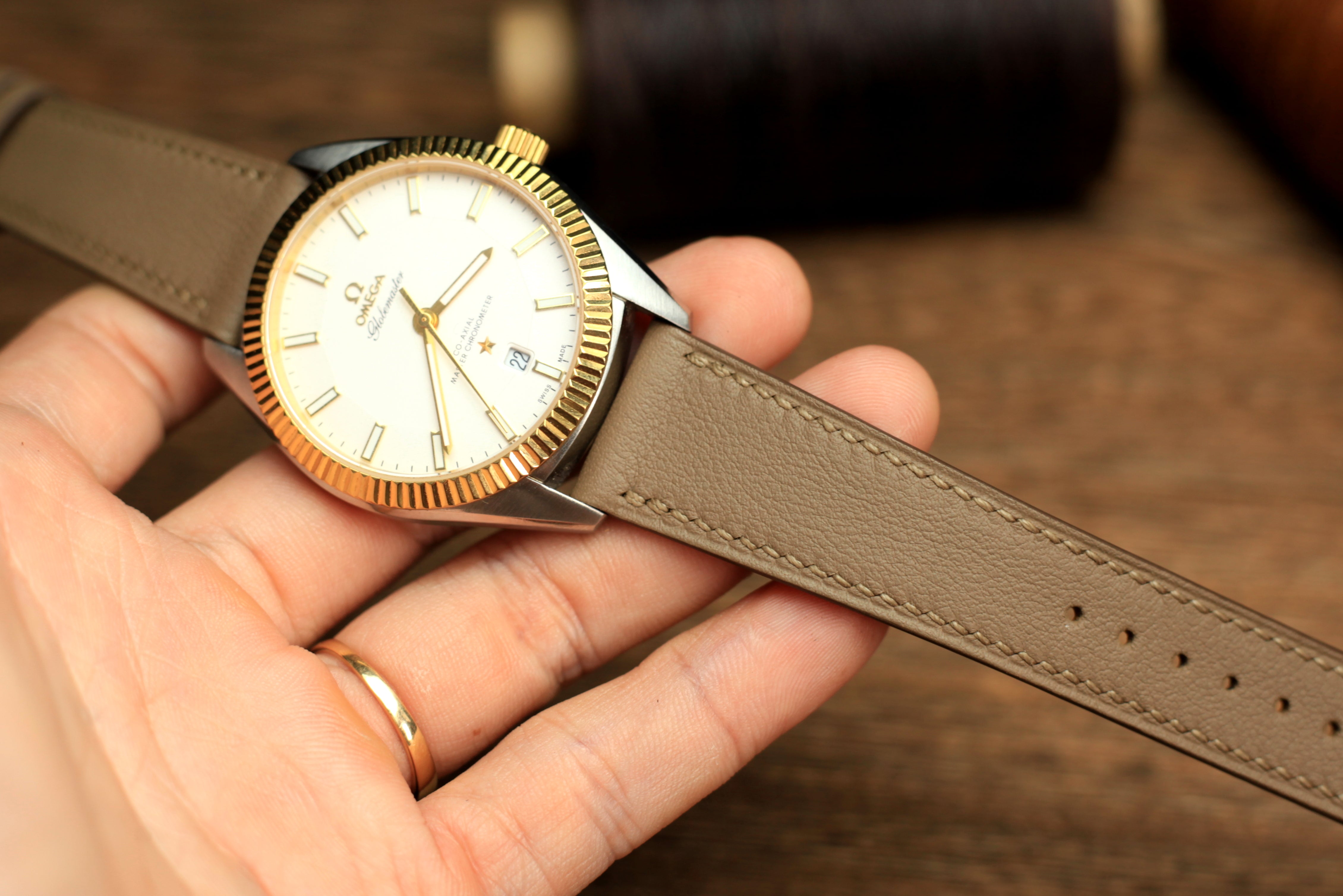 Swift Etoupe Leather Quick Release Watch Strap