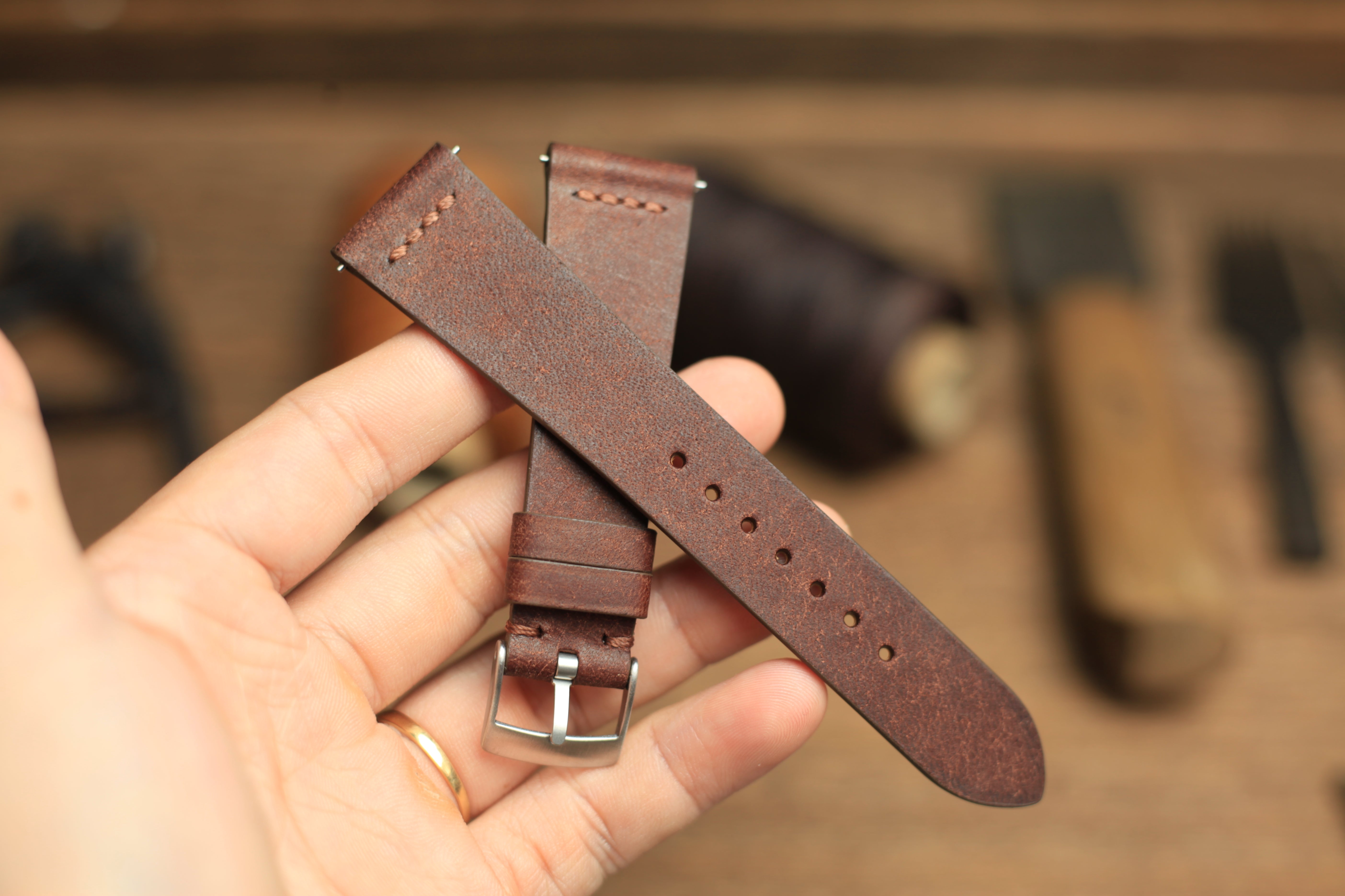 Row-Stitch Pueblo Coffee Brown Leather Quick Release Strap
