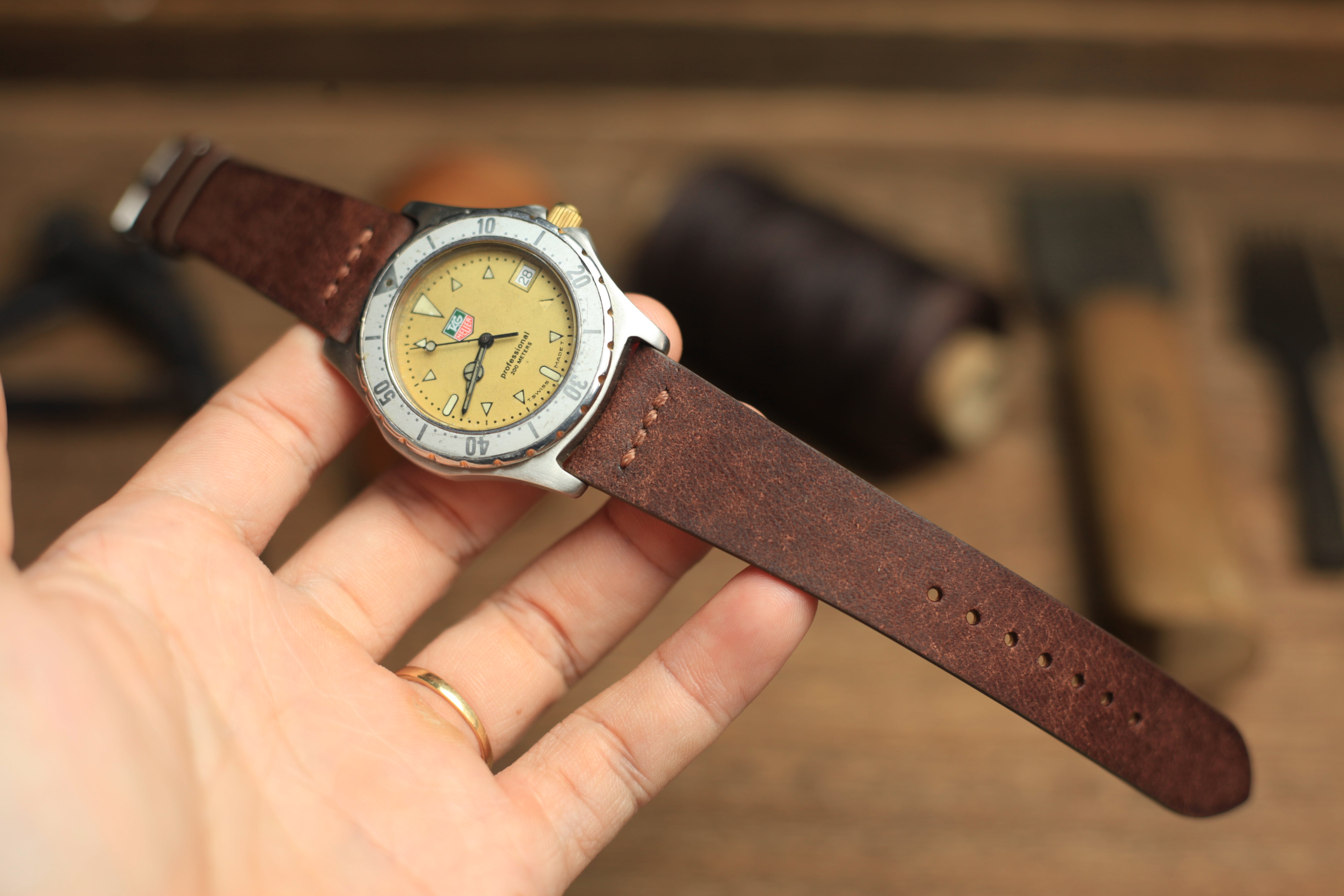 Row-Stitch Pueblo Coffee Brown Leather Quick Release Strap