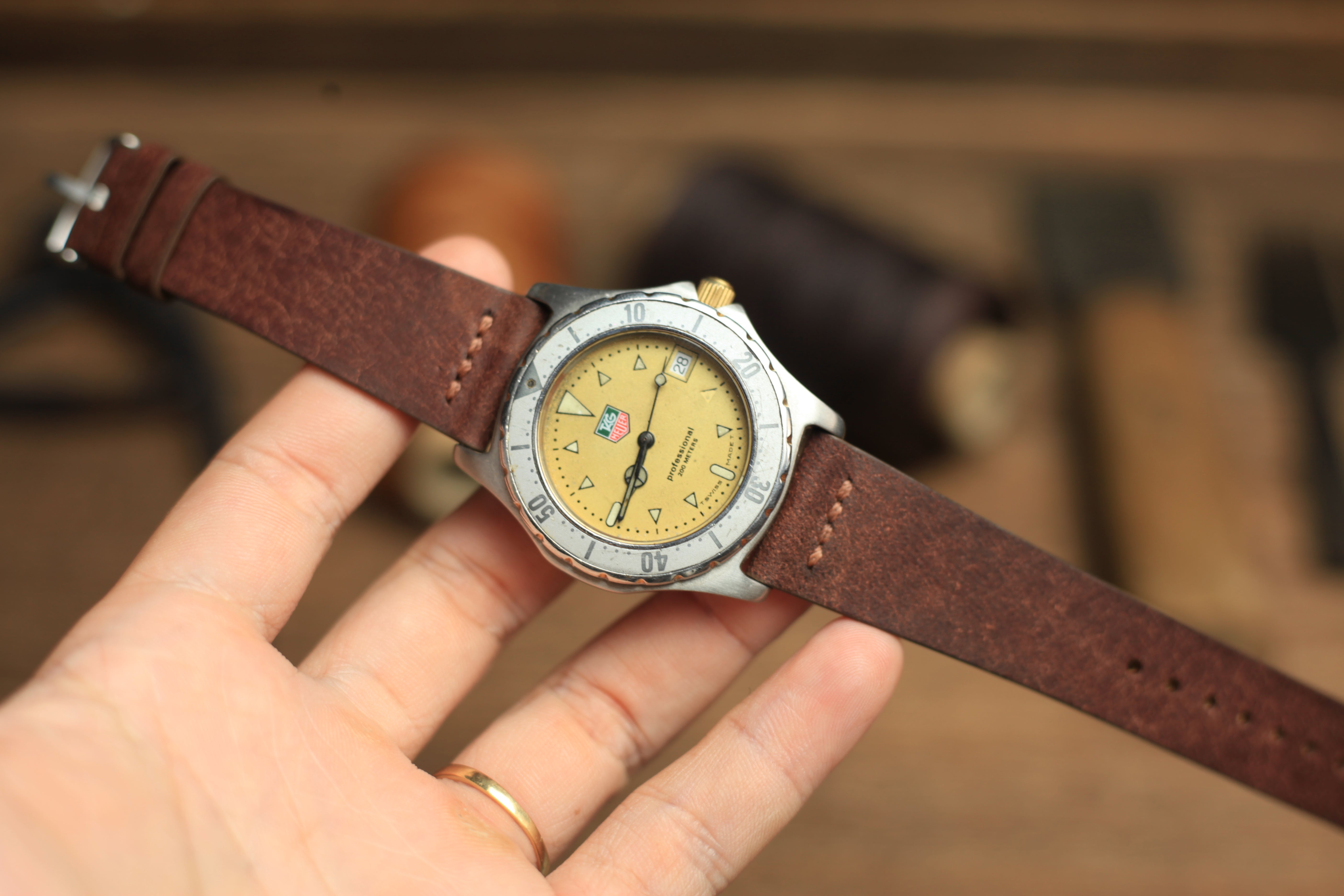Row-Stitch Pueblo Coffee Brown Leather Quick Release Strap