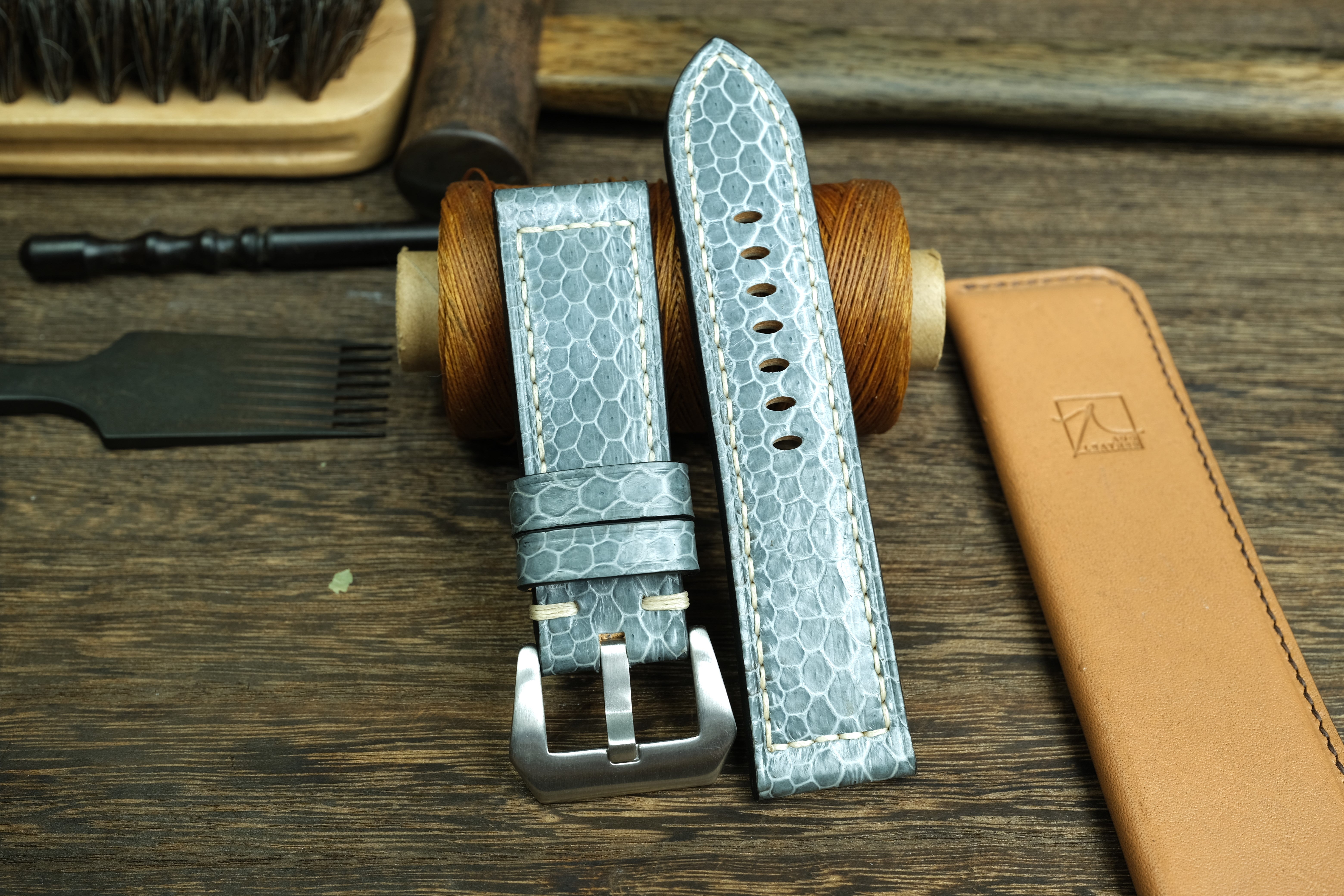 PANERAI WATCH BAND HANDMADE, SNAKE LEATHER LIGHT GREY COLOR.