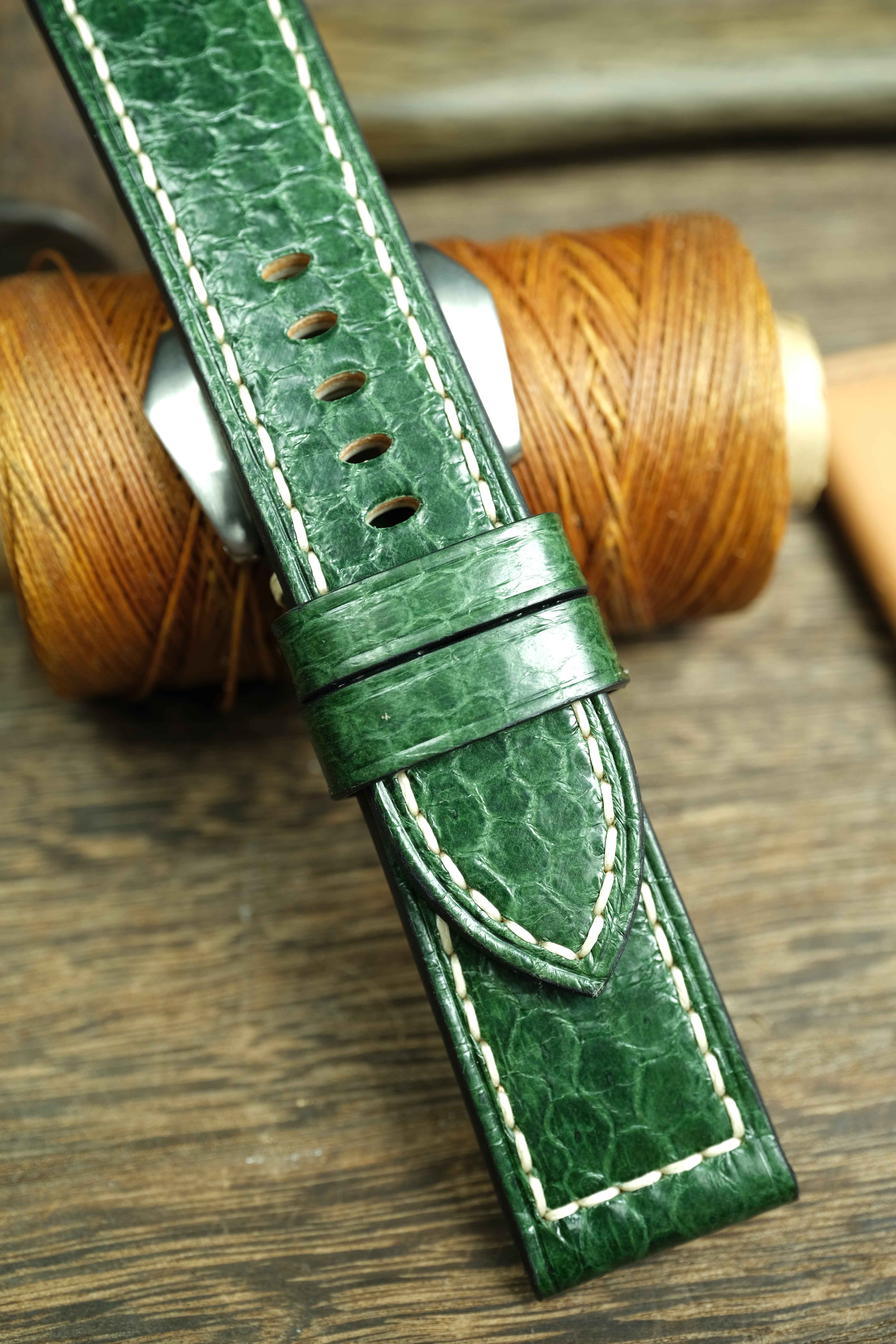 PANERAI WATCH BAND HANDMADE, SNAKE LEATHER GREEN COLOR.