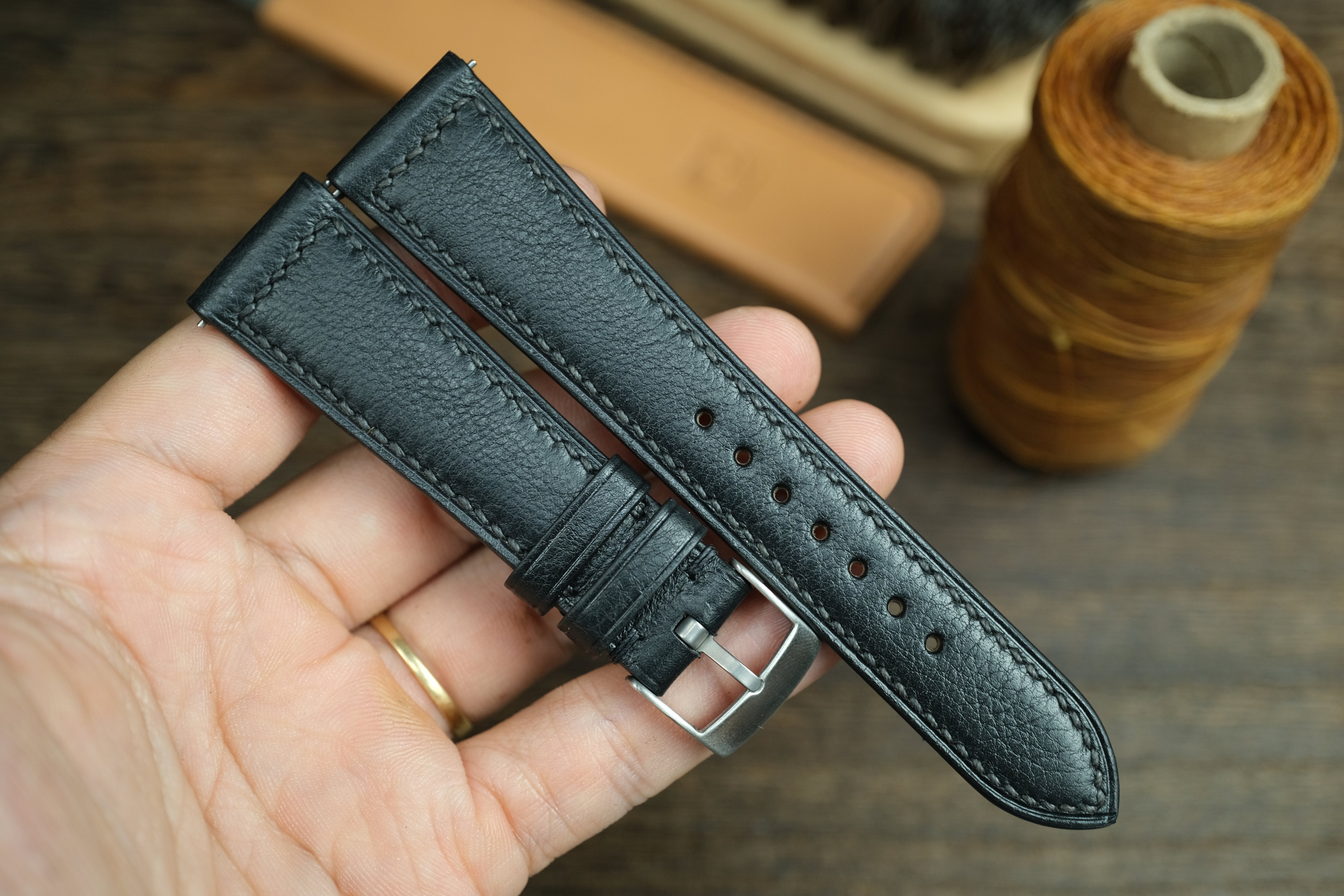 Black Vacheta Leather Watch Strap
