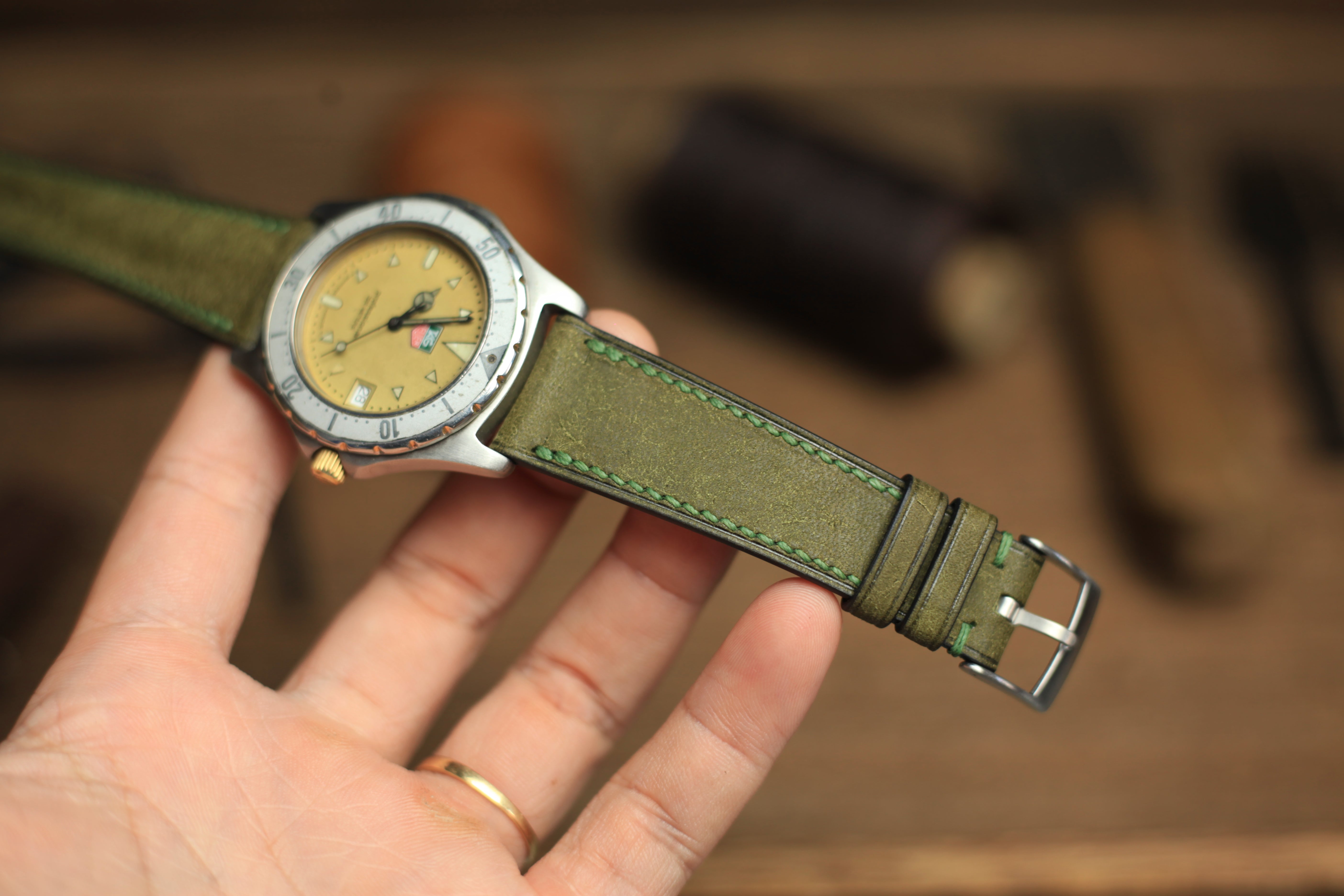 PUEBLO OLIVE GREEN LEATHER HANDMADE WATCH STRAP, QUICK RELEASE