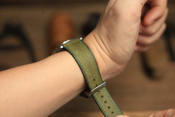 PUEBLO OLIVE GREEN LEATHER HANDMADE WATCH STRAP, QUICK RELEASE