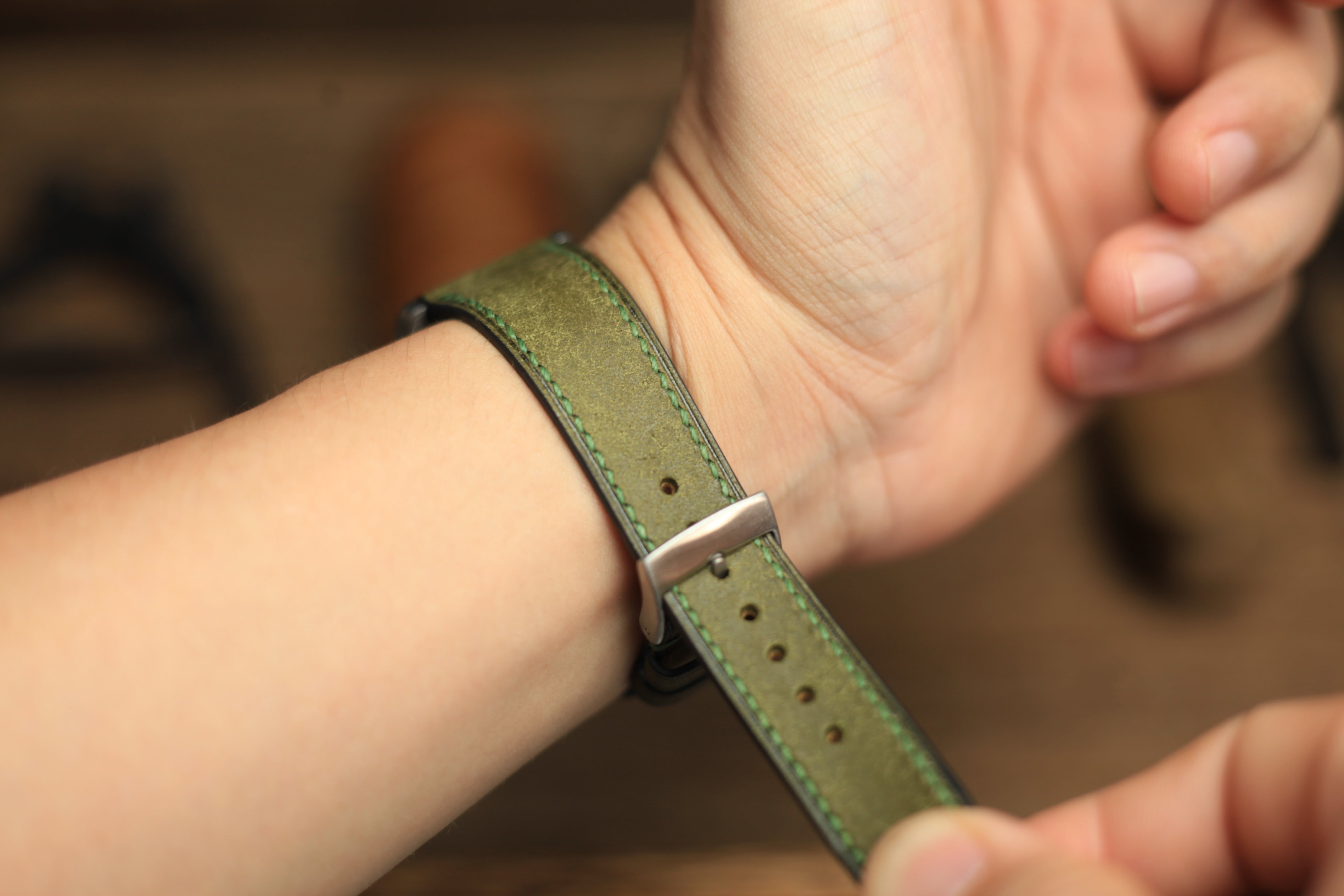 PUEBLO OLIVE GREEN LEATHER HANDMADE WATCH STRAP, QUICK RELEASE