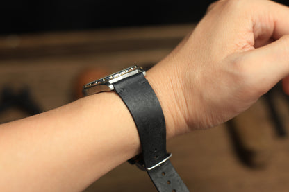Point-Stitch Pueblo Black Leather Quick Release Strap