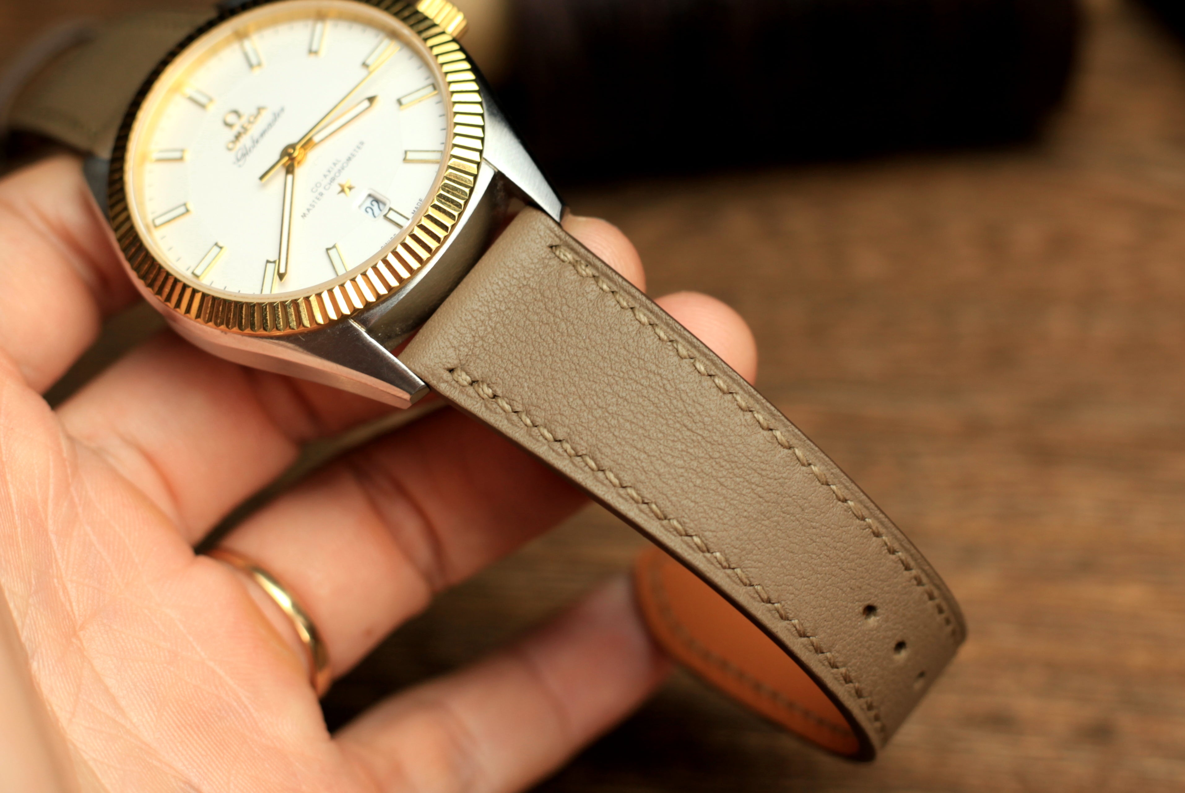 Swift Etoupe Leather Quick Release Watch Strap