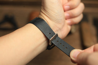 Row-Stitch Pueblo Black Leather Quick Release Watch Strap