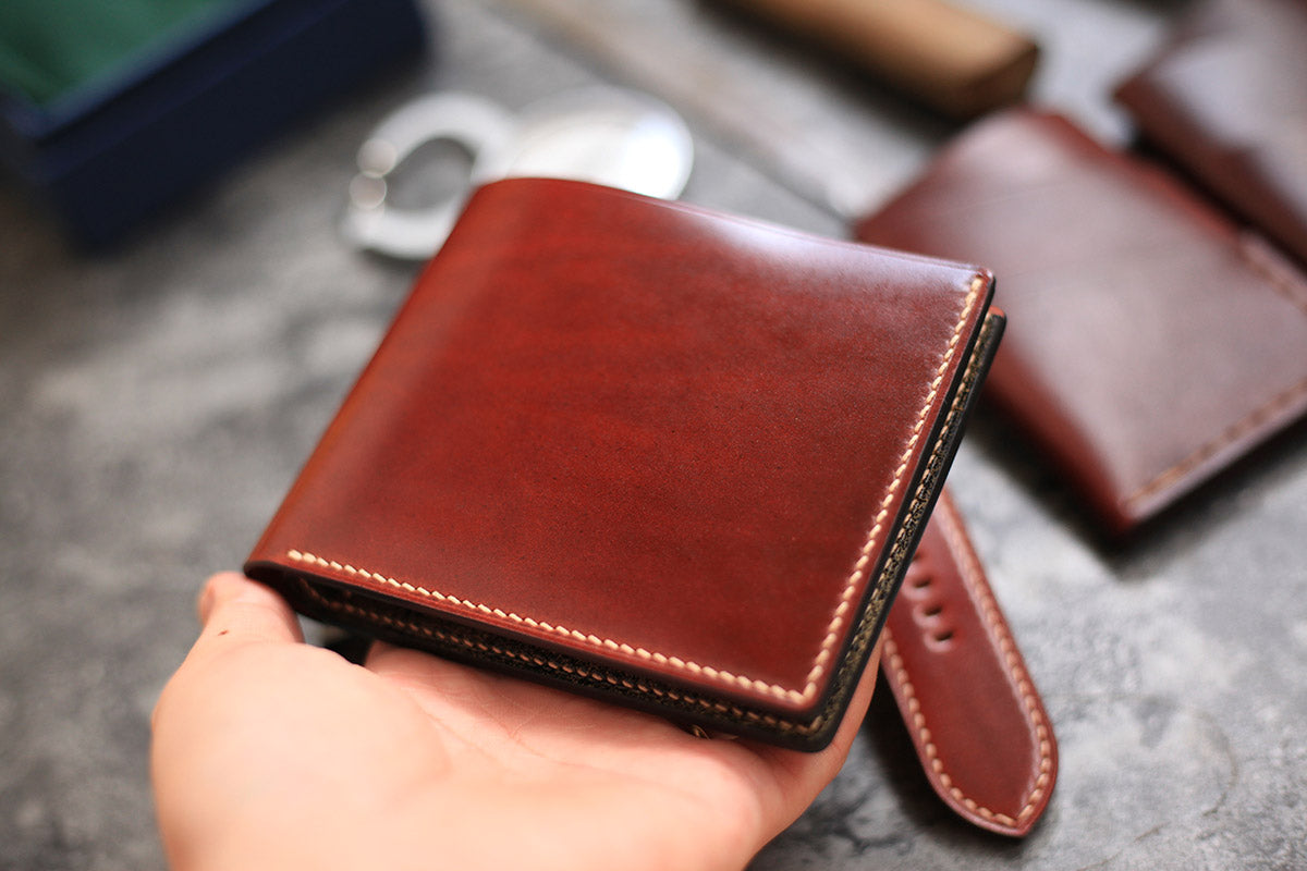 shell cordovan bifold leather
